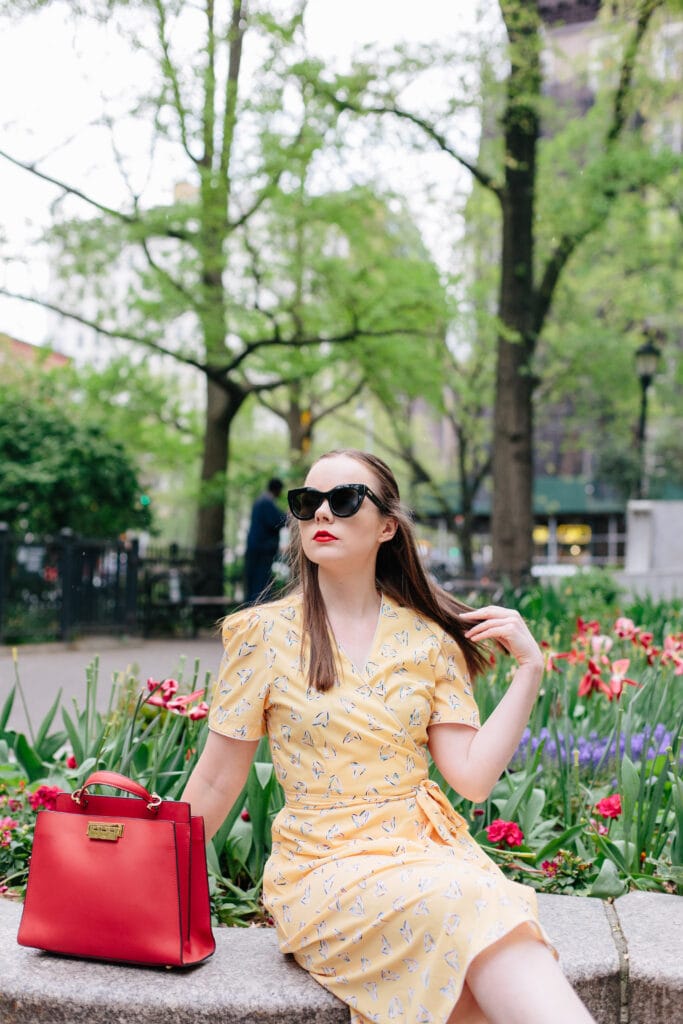 How to dress like Audrey Hepburn in Warm Weather